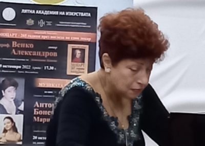 Антонина Бонева на концерта и в рамките на съпътстващата програма на лятна Академия на изкуствата